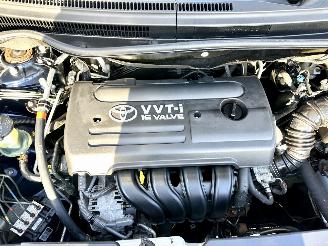 Toyota Corolla-verso 1.6 VVT-i 110pk Terra - 197dkm nap - airco - cruise contr - pdc - elektr spiegels + ramen voor - all season picture 8