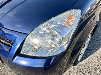 Toyota Corolla-verso 1.6 VVT-i 110pk Terra - 197dkm nap - airco - cruise contr - pdc - elektr spiegels + ramen voor - all season picture 70