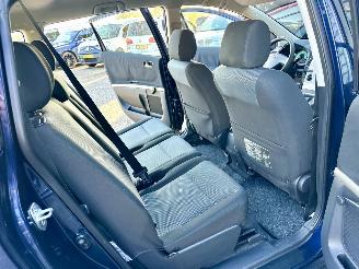 Toyota Corolla-verso 1.6 VVT-i 110pk Terra - 197dkm nap - airco - cruise contr - pdc - elektr spiegels + ramen voor - all season picture 46