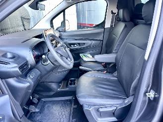 Opel Combo 1.5D 102pk 6-bak euro.6 L1/H Luxe - 45dkm nap - navi - camera - stoelverw - pdc - 2x schuifdeur - zonnepanelen dak picture 27