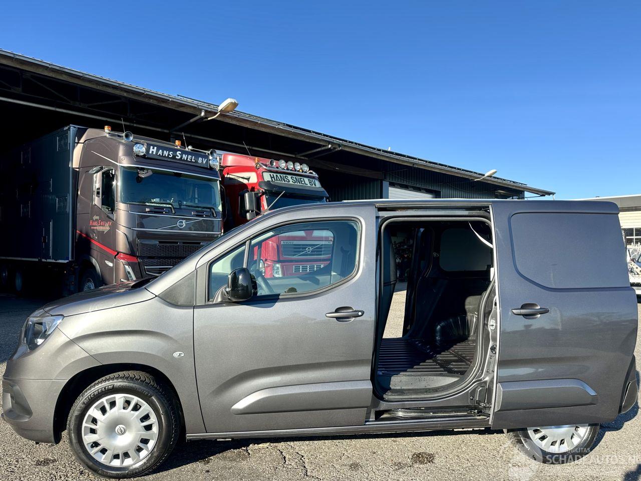 Opel Combo 1.5D 102pk 6-bak euro.6 L1/H Luxe - 45dkm nap - navi - camera - stoelverw - pdc - 2x schuifdeur - zonnepanelen dak