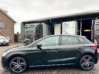 uszkodzony samochody osobowe Seat Ibiza 1.0 TSI 95pk FR Bus Intense - nap - navi - camera - 18 inch - keyless entry + start - front assist - CarPlay 2019/1