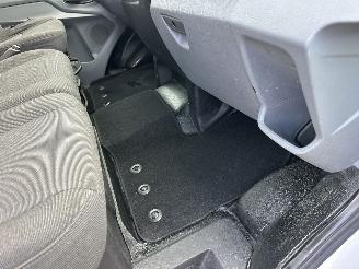 Ford Transit 290 2.2 TDCI L2H2 Trend - nap - 2x schuifdeur - 3 pers - navi - camera - trekh - pdc - line assist picture 40