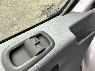 Ford Transit 290 2.2 TDCI L2H2 Trend - nap - 2x schuifdeur - 3 pers - navi - camera - trekh - pdc - line assist picture 32