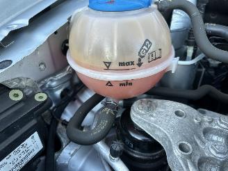 Volkswagen Polo 1.4-16V 86pk dsg aut Comfortl 5drs - nap - airco - cruise - 4x elektr ramen - esp - boekjes + 2x sleutels op afstandbed picture 84