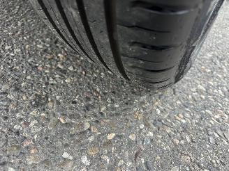 Hyundai Ix20 1.6i 125pk automaat Premium - nap - pano - leer - stuur + stoelverw - navi - camera - 1e eig - pdc v+a picture 70