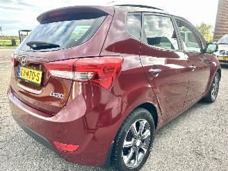 Hyundai Ix20 1.6i 125pk automaat Premium - nap - pano - leer - stuur + stoelverw - navi - camera - 1e eig - pdc v+a picture 5