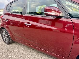 Hyundai Ix20 1.6i 125pk automaat Premium - nap - pano - leer - stuur + stoelverw - navi - camera - 1e eig - pdc v+a picture 96