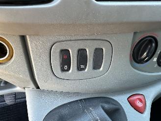 Opel Vivaro 1.9 CDTI 82pk L2/H1 Comf 3 Persoons - nap - 2x schuifdeur - klapdeuren - elektr ramen + spiegels picture 35