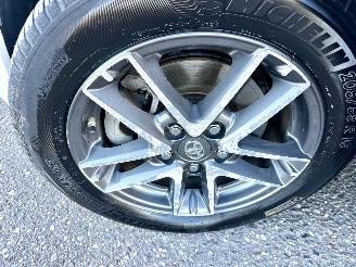 Toyota Auris Touring Sports 1.8 Hybrid 123pk aut - pano - nap - camera - navi - keyless start - parelmoer - privacy glass - org nl picture 76