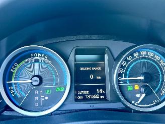 Toyota Auris Touring Sports 1.8 Hybrid 123pk aut - pano - nap - camera - navi - keyless start - parelmoer - privacy glass - org nl picture 18