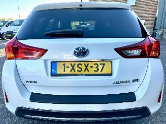Toyota Auris Touring Sports 1.8 Hybrid 123pk aut - pano - nap - camera - navi - keyless start - parelmoer - privacy glass - org nl picture 6