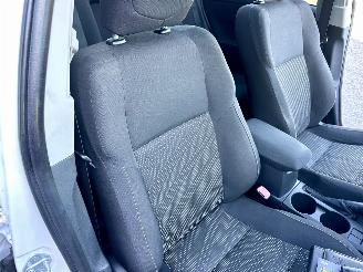 Toyota Auris Touring Sports 1.8 Hybrid 123pk aut - pano - nap - camera - navi - keyless start - parelmoer - privacy glass - org nl picture 57