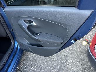 Volkswagen Polo 1.0 TSI 95pk BlueMotion Edition 5drs - nap - navi - airco - cruise - lmv - 4x elektr ramen - privacy glass picture 41