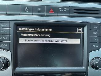 Volkswagen Polo 1.0 TSI 95pk BlueMotion Edition 5drs - nap - navi - airco - cruise - lmv - 4x elektr ramen - privacy glass picture 36