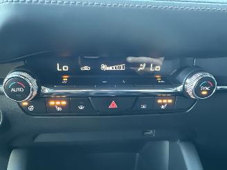 Mazda 3 2.0 e-SkyActiv-X Hybrid aut 180 Luxury - nap - Hud - 360 cam - leer - stuur + stoelverw - bose - memory - keyless picture 35