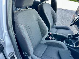 Ford Fiesta 1.0T EcoBoost ST-Line 5drs - nap - navi - clima + cruise - zwarte hemel - pdc - trekh - licht + regensensor picture 44