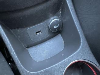 Ford Fiesta 1.0T EcoBoost ST-Line 5drs - nap - navi - clima + cruise - zwarte hemel - pdc - trekh - licht + regensensor picture 32