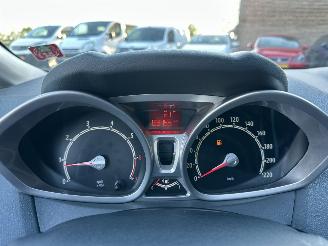 Ford Fiesta 1.25i 82pk Titanium 3drs - nap - airco - elektr ram + spiegels - lmv - mistlampen - cv op afstandbed picture 13