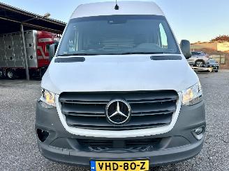 Mercedes Sprinter 316 2.2 CDI 163pk 7-traps aut + f1 L2/H2 - nap - navi - camera - zwarte hemel - trekh - elektr pakket - 4x Michelin picture 3