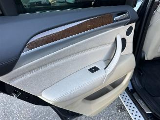 BMW X6 xDrive50i 4.4 TwinTurbo 408pk 8-traps aut + f1 Exe - facelift - hud - 22 inch - stuurverw - keyless - bijzonder netjes picture 48