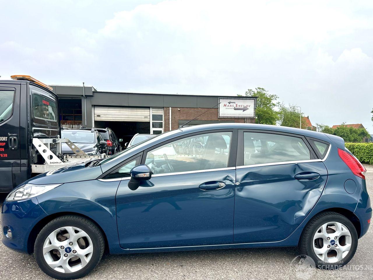 Ford Fiesta Gereserveerd 1.25i 82pk Titanium 5drs - 94dkm nap - airco - cruise - licht + regensensor + aut dimmend binnenspiegel - lmv