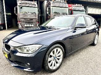BMW 3-serie Gereserveerd Touring 320i 184pk 8-traps aut High Executive - nap - xenon - beige leer - stoelverw - navi - pdc - elektr klep picture 2