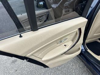 BMW 3-serie Touring 320i 184pk 8-traps aut High Executive - nap - xenon - beige leer - stoelverw - navi - pdc - elektr klep picture 56
