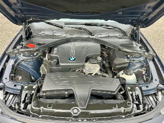 BMW 3-serie Touring 320i 184pk 8-traps aut High Executive - nap - xenon - beige leer - stoelverw - navi - pdc - elektr klep picture 82