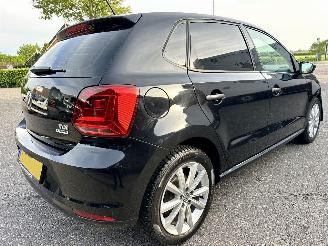 Volkswagen Polo 1.4 TDI 75pk BlueMotion 5drs - navi - clima - cruise - facelift - bleutooth - pdc v+a - front assist - privacy glass picture 4