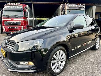Volkswagen Polo 1.4 TDI 75pk BlueMotion 5drs - navi - clima - cruise - facelift - bleutooth - pdc v+a - front assist - privacy glass picture 2