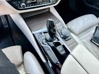 BMW 5-serie 540i 340pk aut M-Sport - schuifdak - nap - head up - stoelkoeling - 360cam - softclose - harman/kardon - performance picture 37