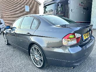 BMW 3-serie 318i 2.0 129pk 6-bak Executive sedan - xenon - clima - 58dkm - 19 inch performance + 4x goede hankook picture 7