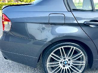 BMW 3-serie 318i 2.0 129pk 6-bak Executive sedan - xenon - clima - 58dkm - 19 inch performance + 4x goede hankook picture 82