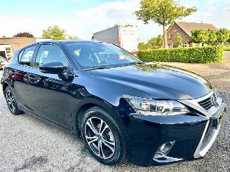 Lexus Ct 200h Hybrid 123pk aut Business Line - nap - navi - camera - dealer onderhouden - licht + regens + dimmend spiegel picture 4