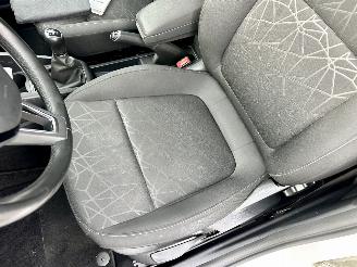 Skoda Fabia 1.0 TSI 95pk Clever - org nl - front assist - pdc - airco - cruise - navi - privacy glass - rijdbaar picture 49