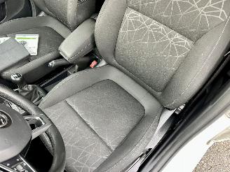 Skoda Fabia 1.0 TSI 95pk Clever - org nl - front assist - pdc - airco - cruise - navi - privacy glass - rijdbaar picture 21