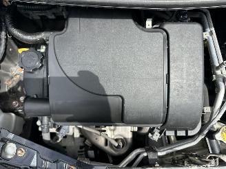 Peugeot 107 1.0-12v automaat 68pk XS 5drs - nap - carplay - airco - 49dkm - elektr ramen - toerenteller picture 72