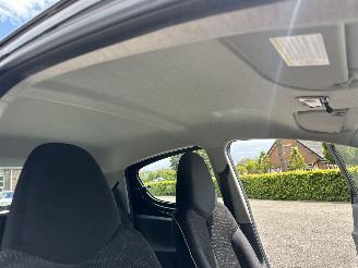 Peugeot 107 1.0-12v automaat 68pk XS 5drs - nap - carplay - airco - 49dkm - elektr ramen - toerenteller picture 56