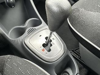 Peugeot 107 1.0-12v automaat 68pk XS 5drs - nap - carplay - airco - 49dkm - elektr ramen - toerenteller picture 21