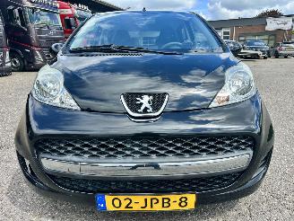 Peugeot 107 1.0-12v automaat 68pk XS 5drs - nap - carplay - airco - 49dkm - elektr ramen - toerenteller picture 3
