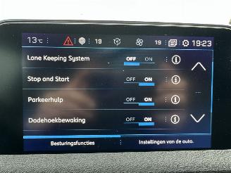 Peugeot 3008 1.2T PureT 131pk 6-bak GT-Line - 54dkm nap - pano - sfeerverl - keyless - camera - line + side + front assist picture 24