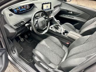 Peugeot 3008 1.2T PureT 131pk 6-bak GT-Line - 54dkm nap - pano - sfeerverl - keyless - camera - line + side + front assist picture 20