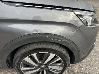 Peugeot 3008 Gereserveerd 1.2T PureT 131pk 6-bak GT-Line - 54dkm nap - pano - sfeerverl - keyless - camera - line + side + front assist picture 107