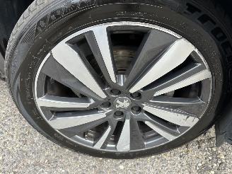 Peugeot 3008 Gereserveerd 1.2T PureT 131pk 6-bak GT-Line - 54dkm nap - pano - sfeerverl - keyless - camera - line + side + front assist picture 87
