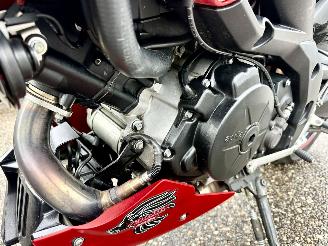 Aprilia  SHIVER 900 - led knipperlichten - drive modus - carbon spatbord - verstelbaar achterveer - stickersset picture 26