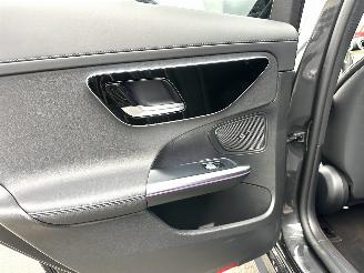 Mercedes C-klasse gereserveerd 200 218pk 9-traps aut + f1 AMG Launch Ed - pano - nap - 360cam - head up - sfeerverl - burmester - carbon - trekh picture 60