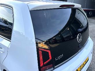Volkswagen Up! 1.0i 65pk beats 5drs - nap - line assist - clima - cruise - pdc - privacy glass - subwoofer - licht + regensens picture 83