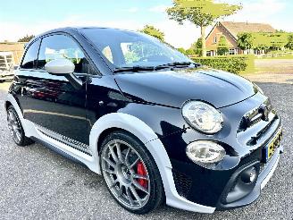 Fiat 500 Abarth 695 Competizione 70th Anniversario automaat + F1 - xenon - carbon - clima - pdc - diefstalschade picture 4