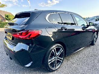 BMW 1-serie 118i 140pk aut High Exe M-Sport Ed - 73dkm nap - sfeerverl - navi - leer - virtual - carplay - front + line assist picture 5